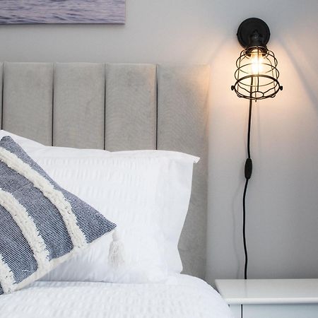ニューカッスル・アポン・タイン Comfy Modern 3Br Semi Detached 400Mb Wifi Free Double Parkingヴィラ エクステリア 写真