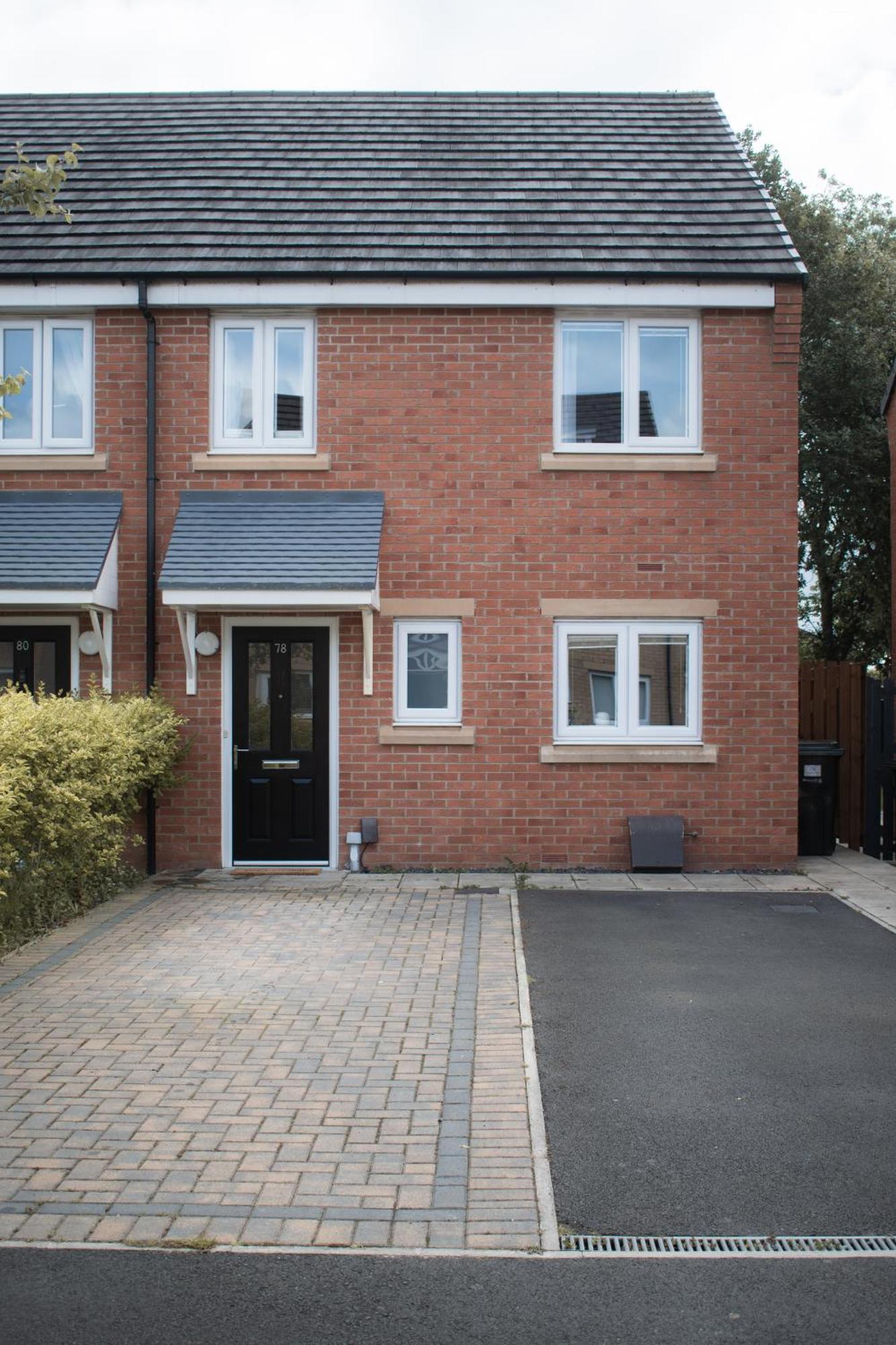 ニューカッスル・アポン・タイン Comfy Modern 3Br Semi Detached 400Mb Wifi Free Double Parkingヴィラ エクステリア 写真