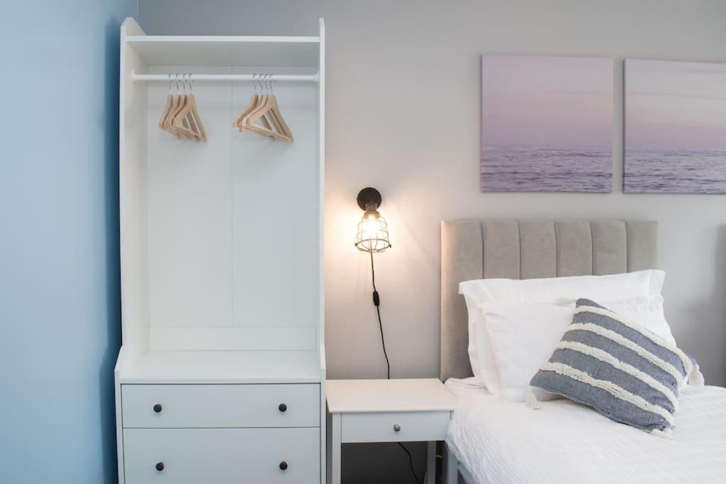 ニューカッスル・アポン・タイン Comfy Modern 3Br Semi Detached 400Mb Wifi Free Double Parkingヴィラ エクステリア 写真