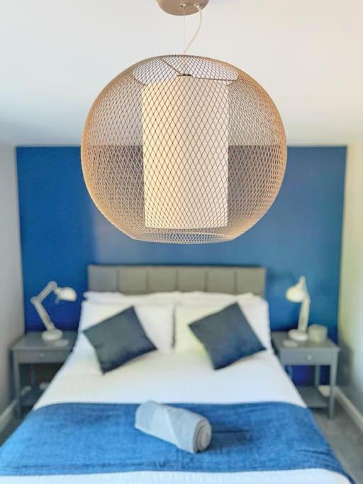 ニューカッスル・アポン・タイン Comfy Modern 3Br Semi Detached 400Mb Wifi Free Double Parkingヴィラ エクステリア 写真