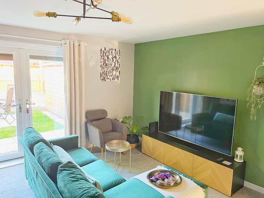 ニューカッスル・アポン・タイン Comfy Modern 3Br Semi Detached 400Mb Wifi Free Double Parkingヴィラ エクステリア 写真
