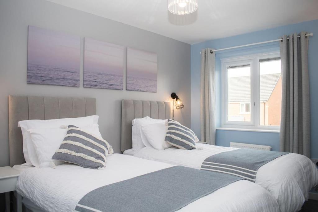 ニューカッスル・アポン・タイン Comfy Modern 3Br Semi Detached 400Mb Wifi Free Double Parkingヴィラ エクステリア 写真